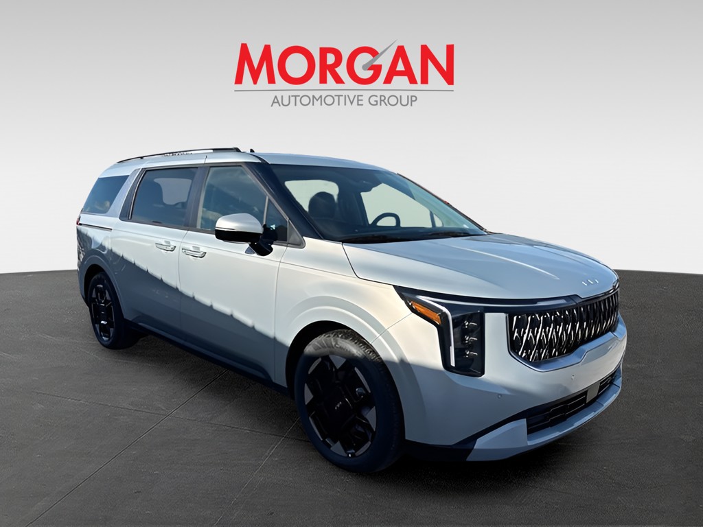 New 2027 Ivory Silver Kia  image 2