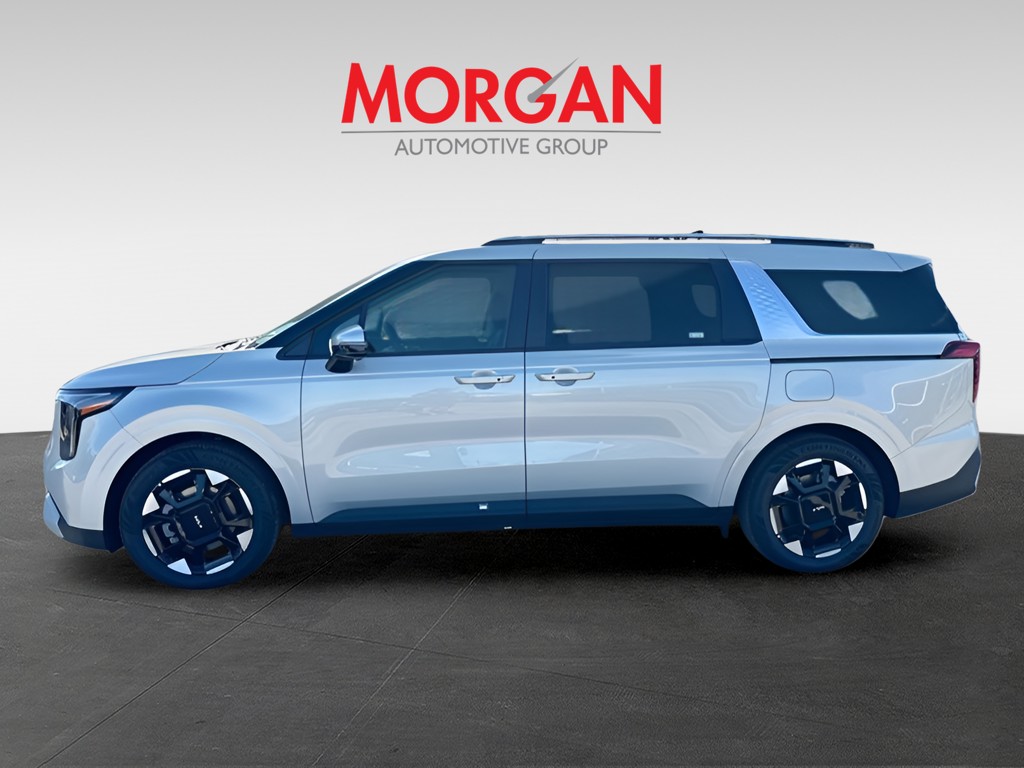 New 2027 Ivory Silver Kia  image 5