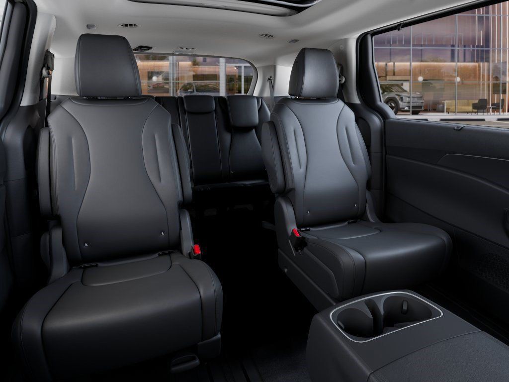 New 2027 Ceramic Silver Kia  image 16