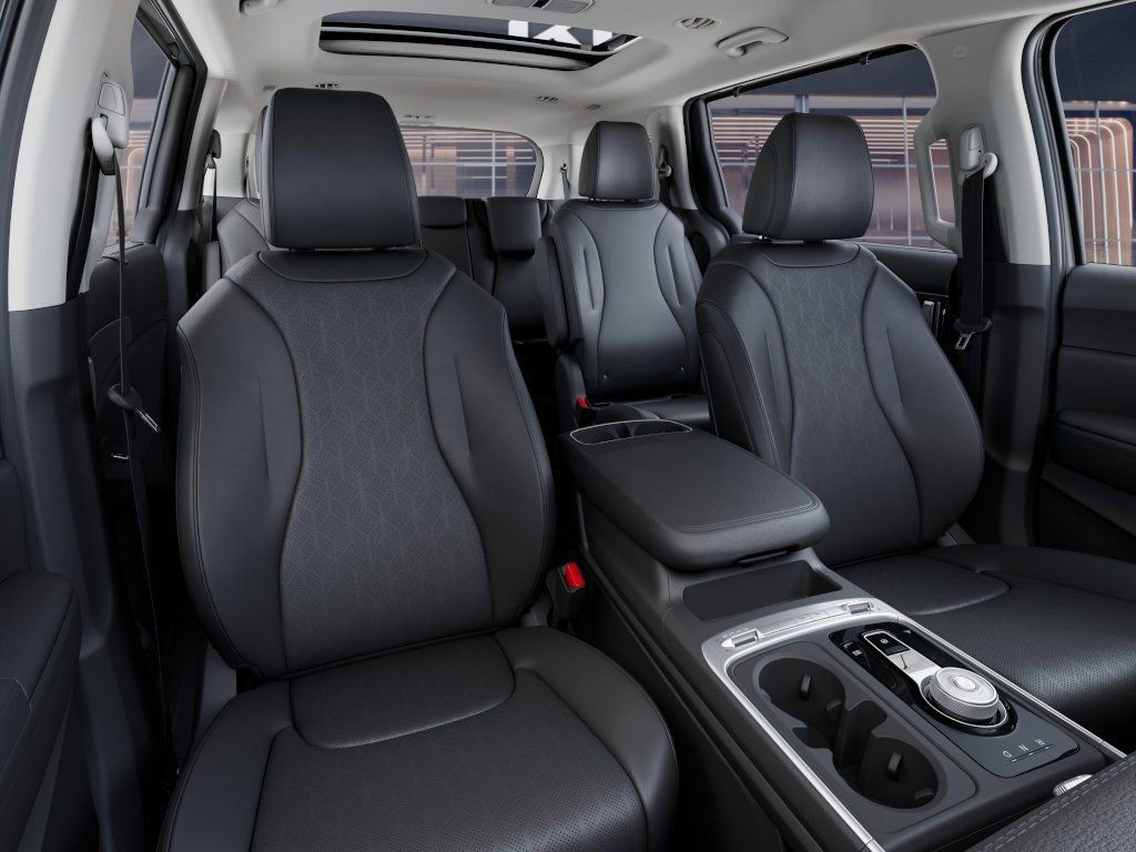New 2027 Ceramic Silver Kia  image 15