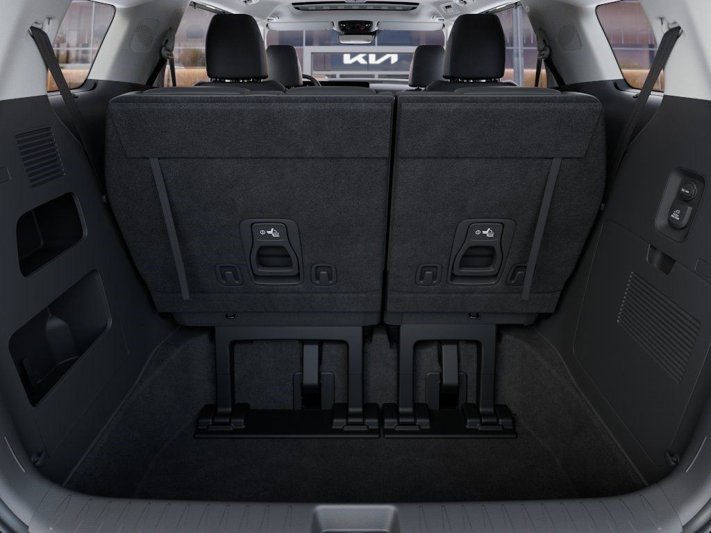 New 2027 Ceramic Silver Kia  image 19