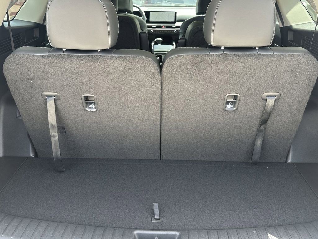 New 2026 Glacial White Pearl Kia X-Line EX image 21