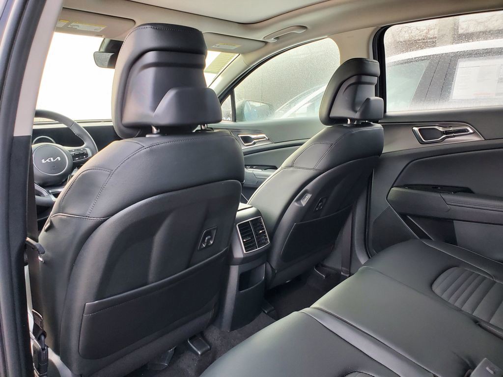 2025 Kia Sportage SX Prestige - Photo 11