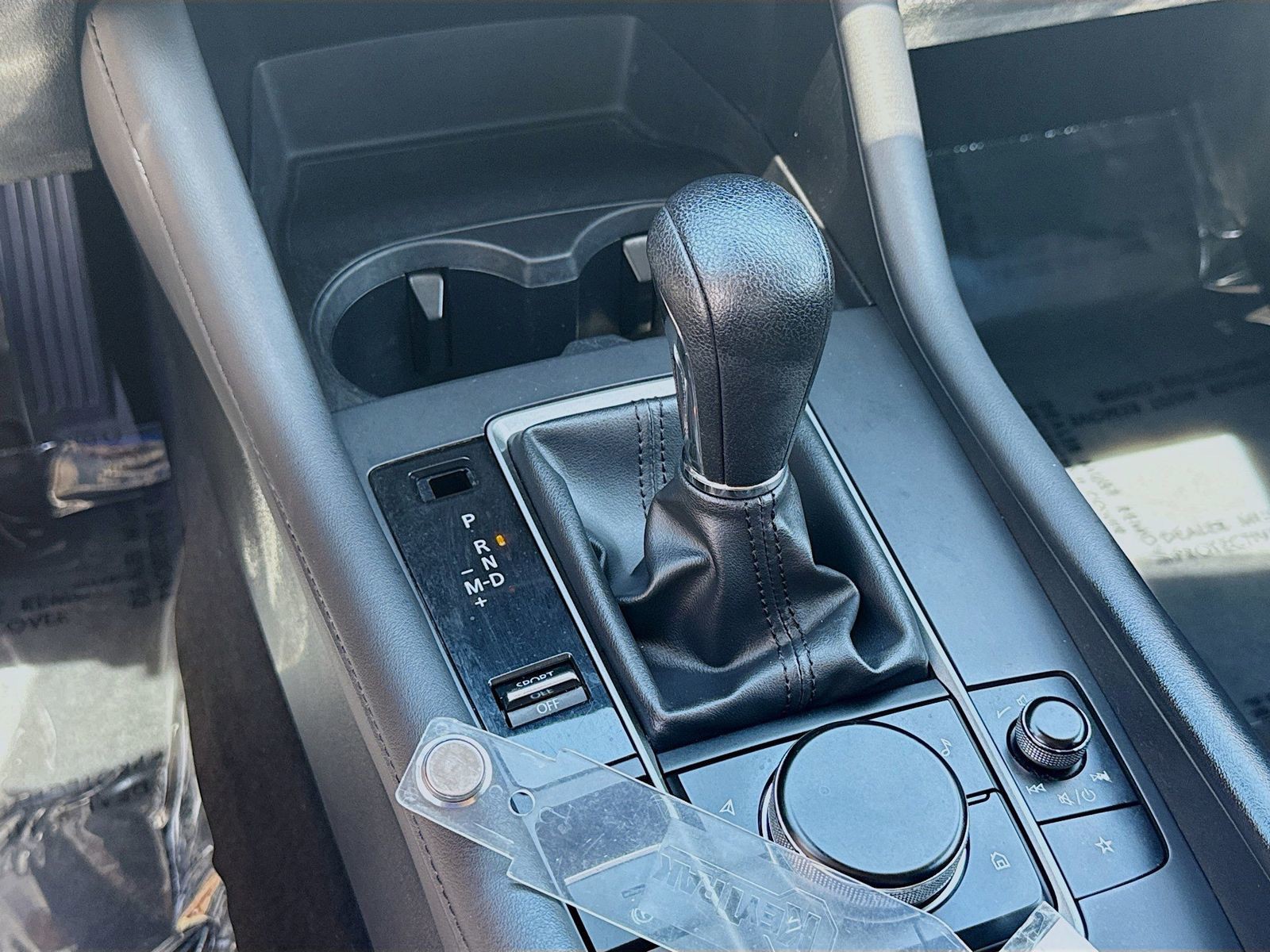 Used 2020 White Mazda Base image 15
