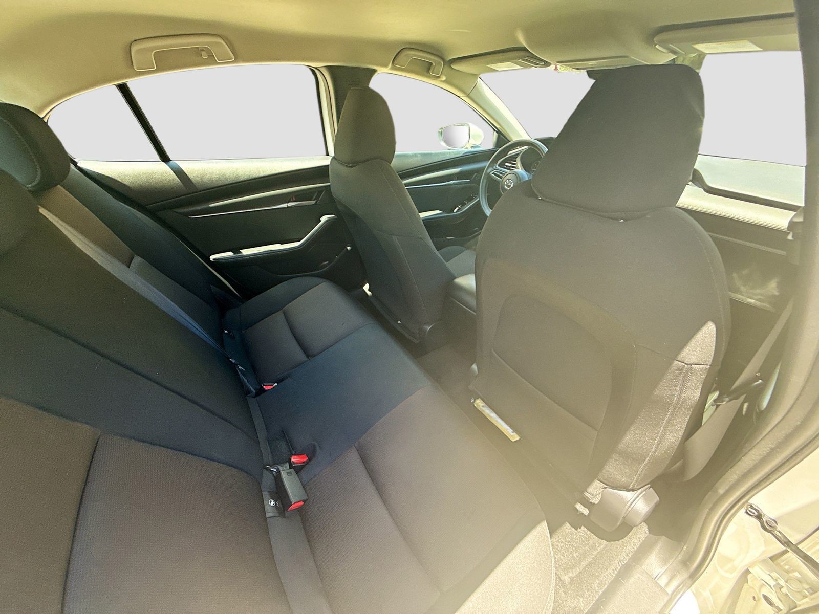 Used 2020 White Mazda Base image 28