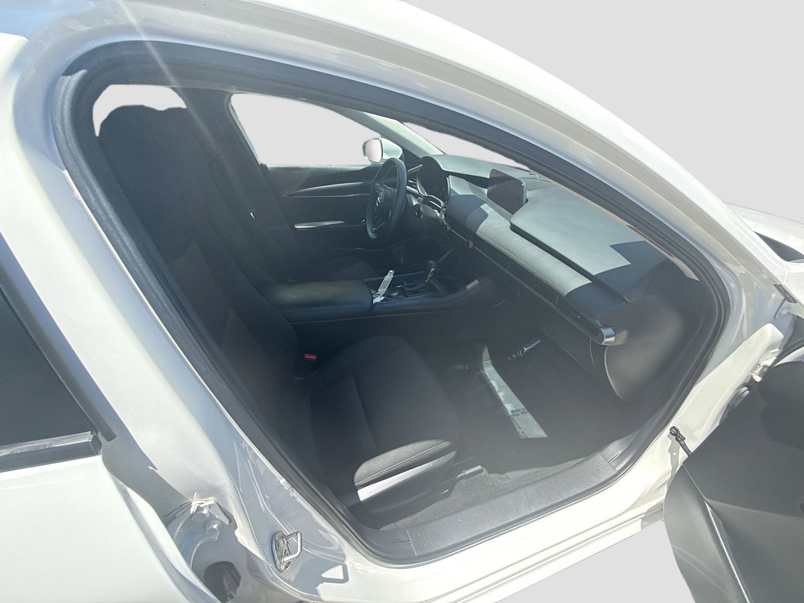 Used 2020 White Mazda Base image 30