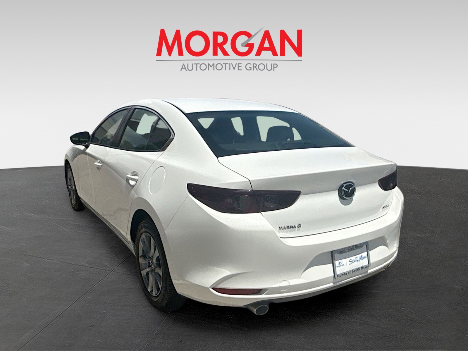 Used 2020 White Mazda Base image 5