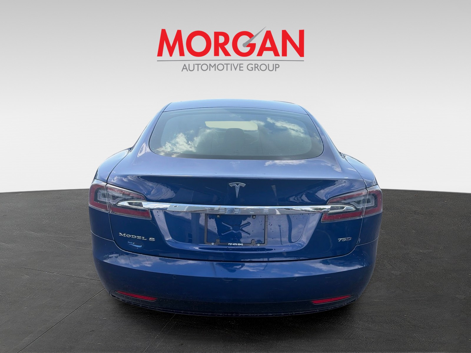 Used 2016 Blue Tesla 75D image 6