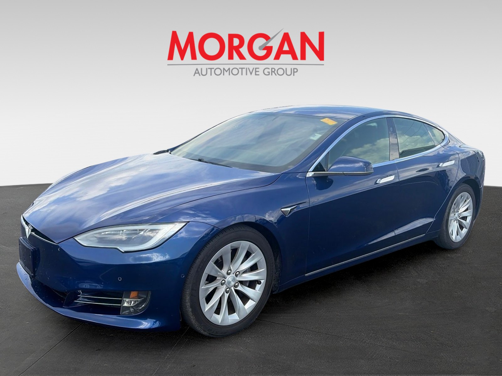 Used 2016 Blue Tesla 75D image 3
