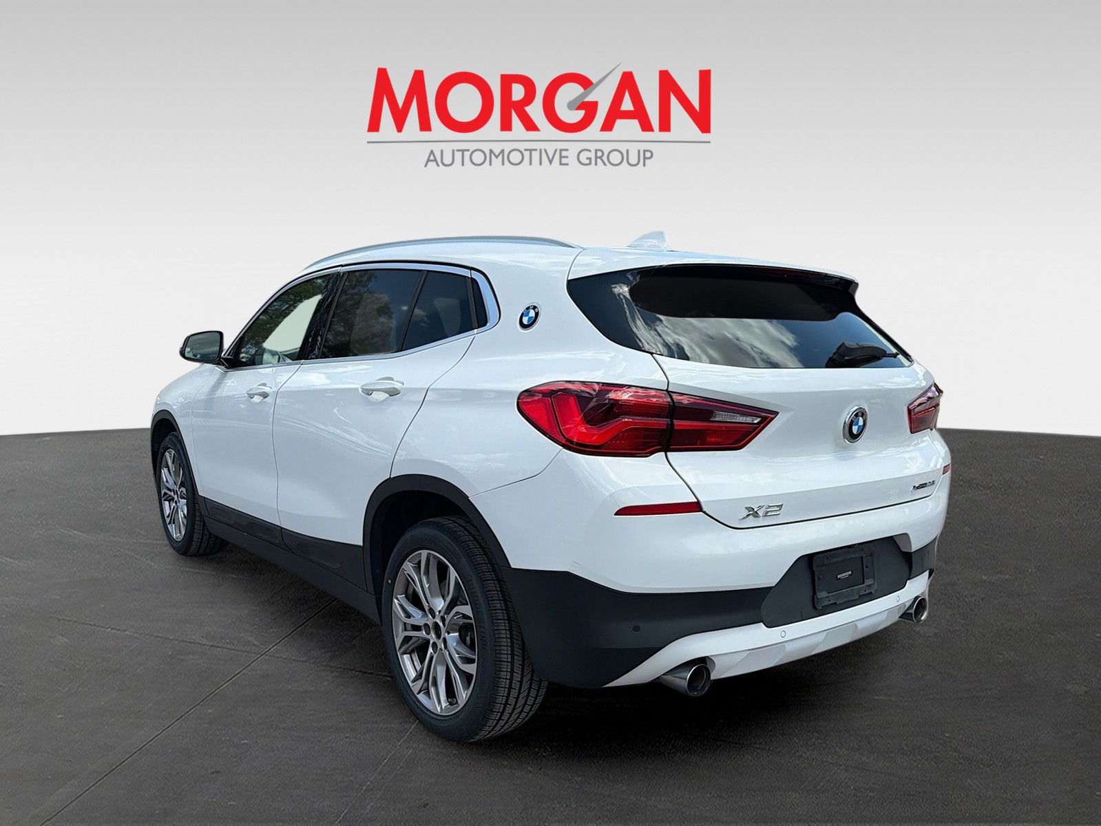 Used 2019 White BMW xDrive28i image 5