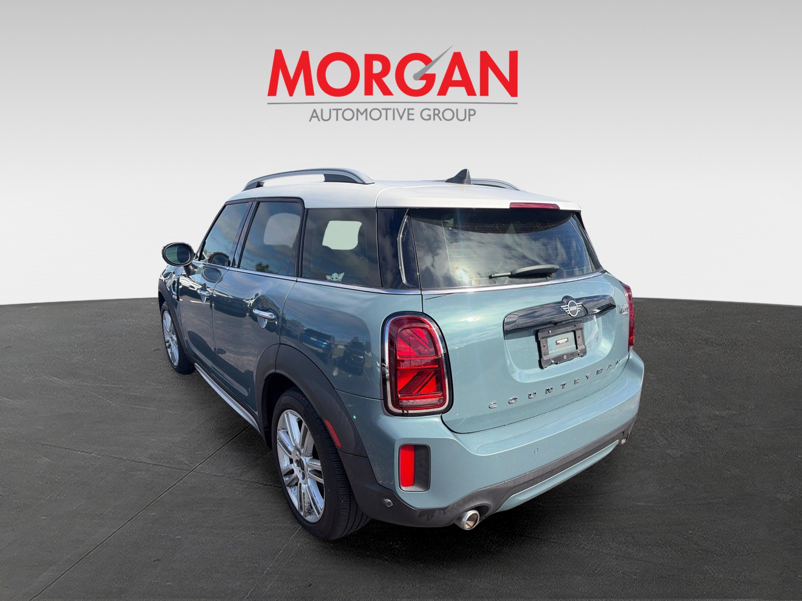 Used 2023 Green MINI Signature image 5