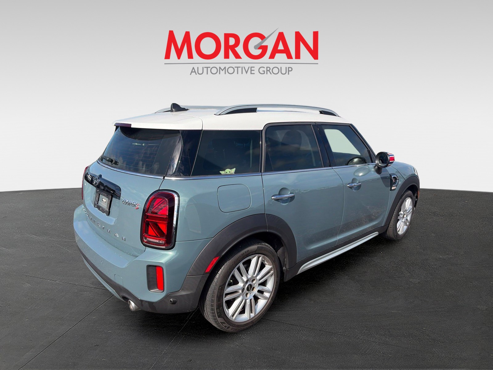 Used 2023 Green MINI Signature image 7