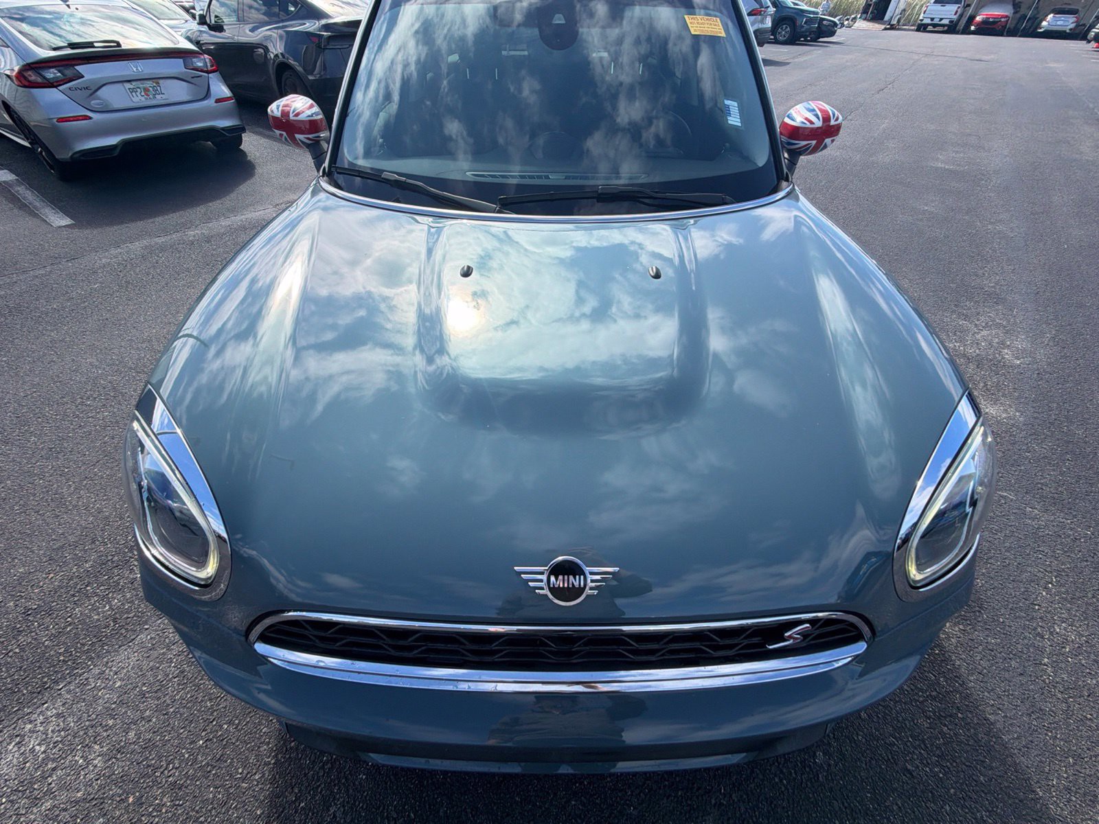 Used 2023 Green MINI Signature image 20