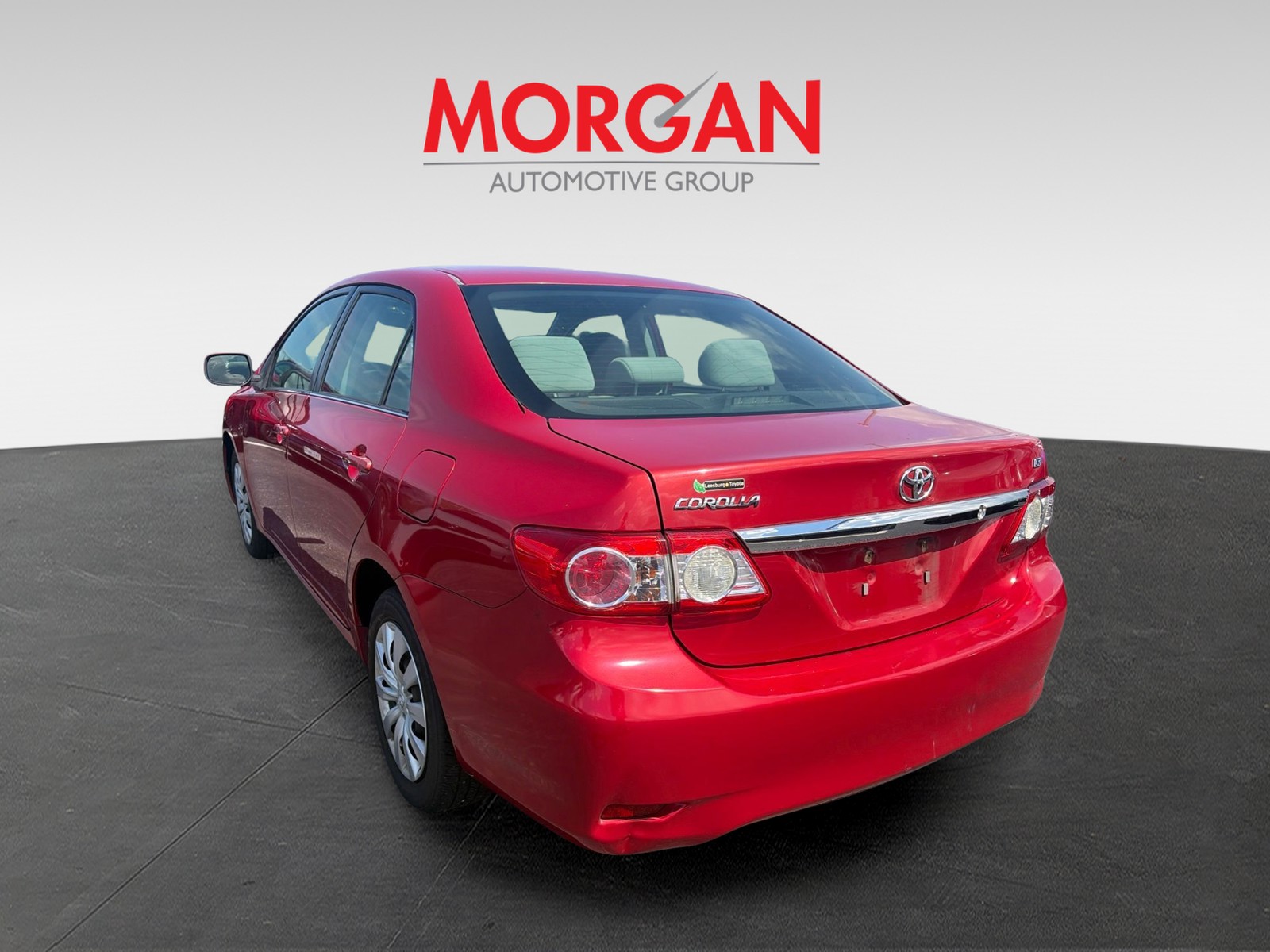 Used 2013 Red Toyota LE image 5