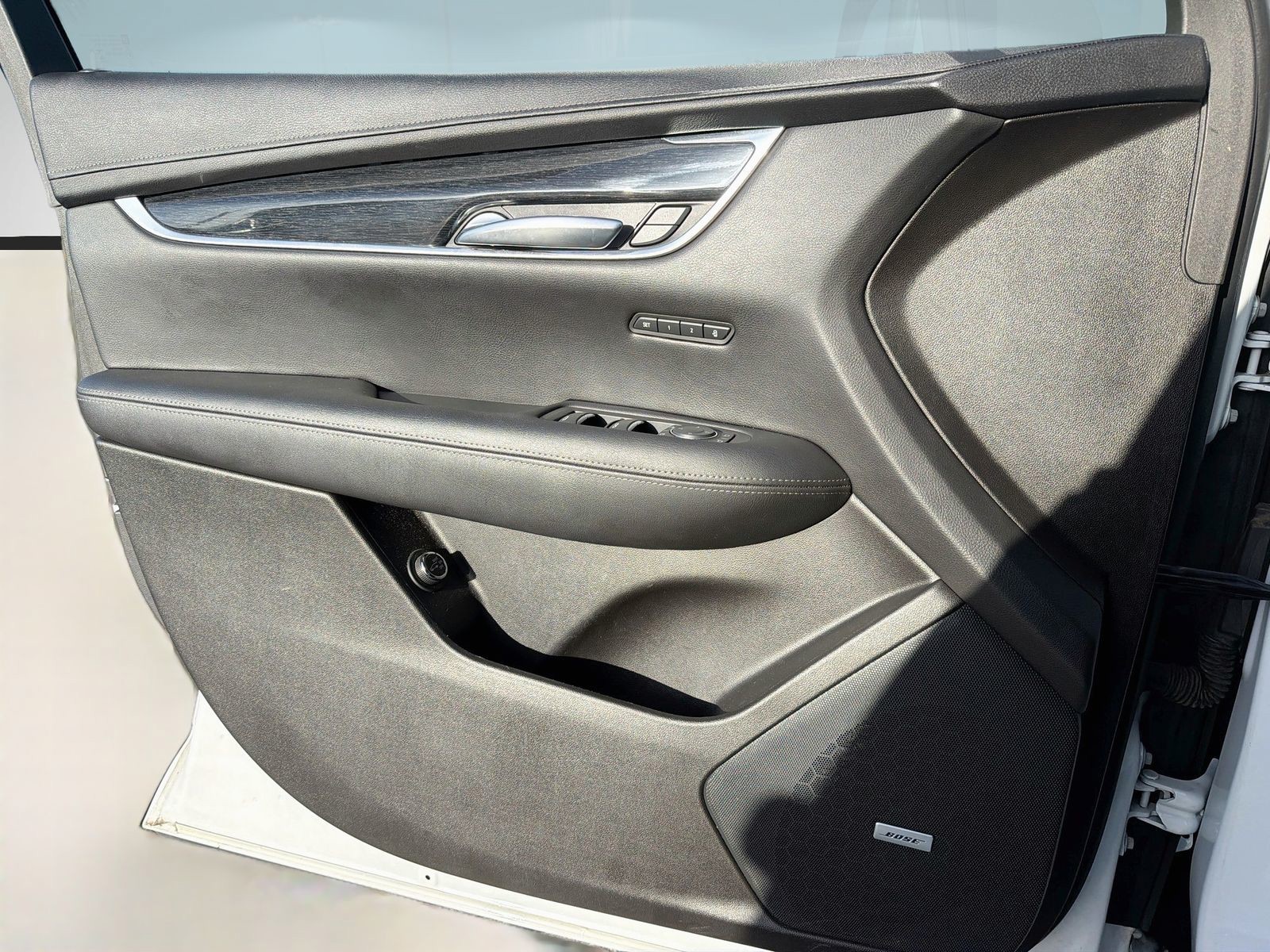 Used 2021 White Cadillac Premium Luxury image 22