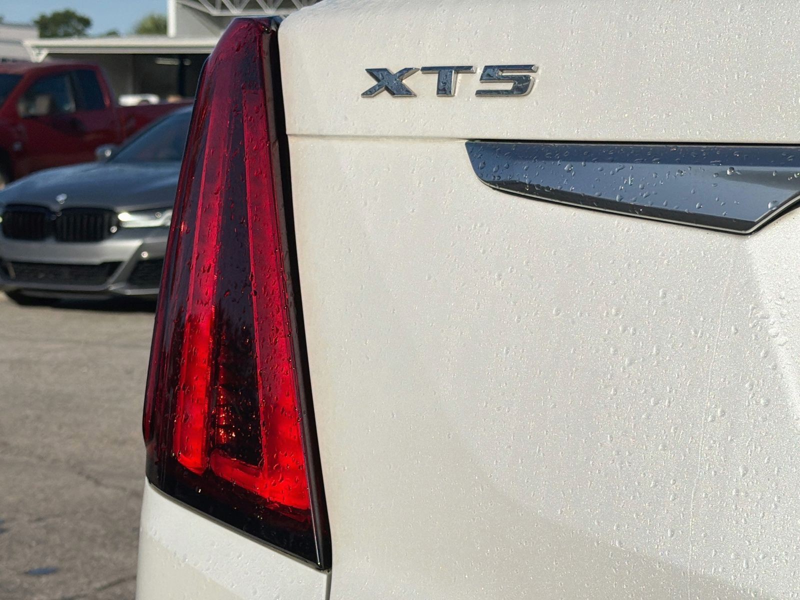 Used 2021 White Cadillac Premium Luxury image 10