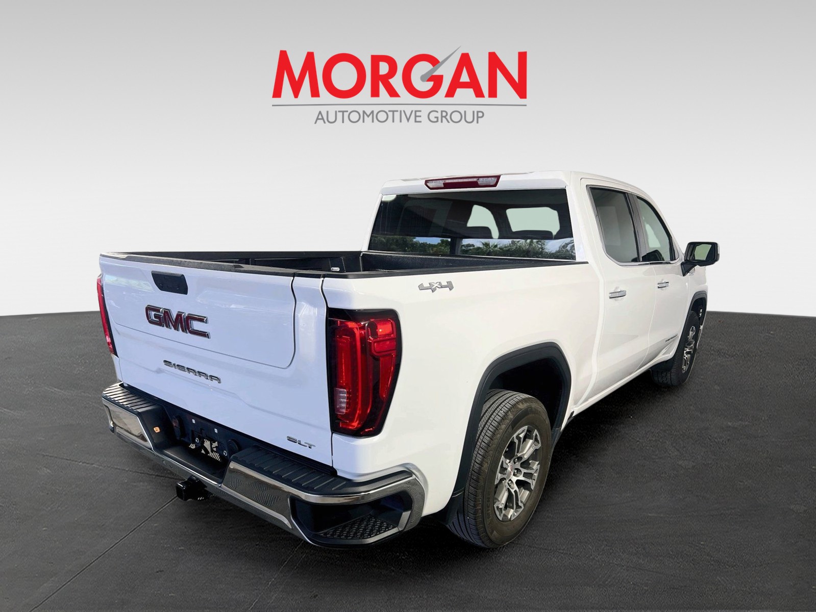 Used 2025 White GMC SLT image 8