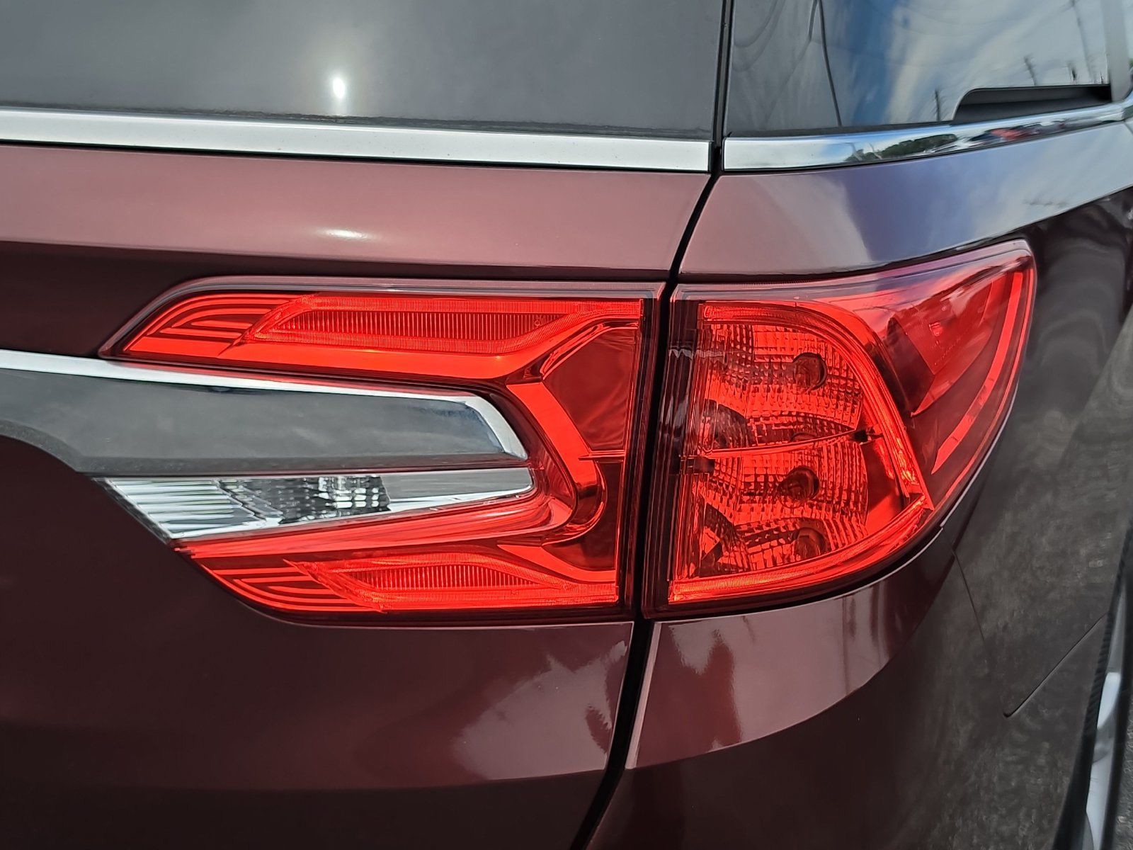 Used 2020 Red Honda EX image 7