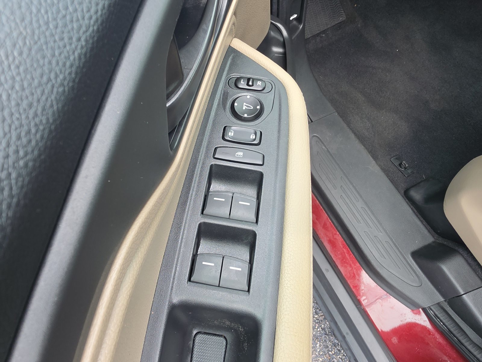 Used 2020 Red Honda EX image 13