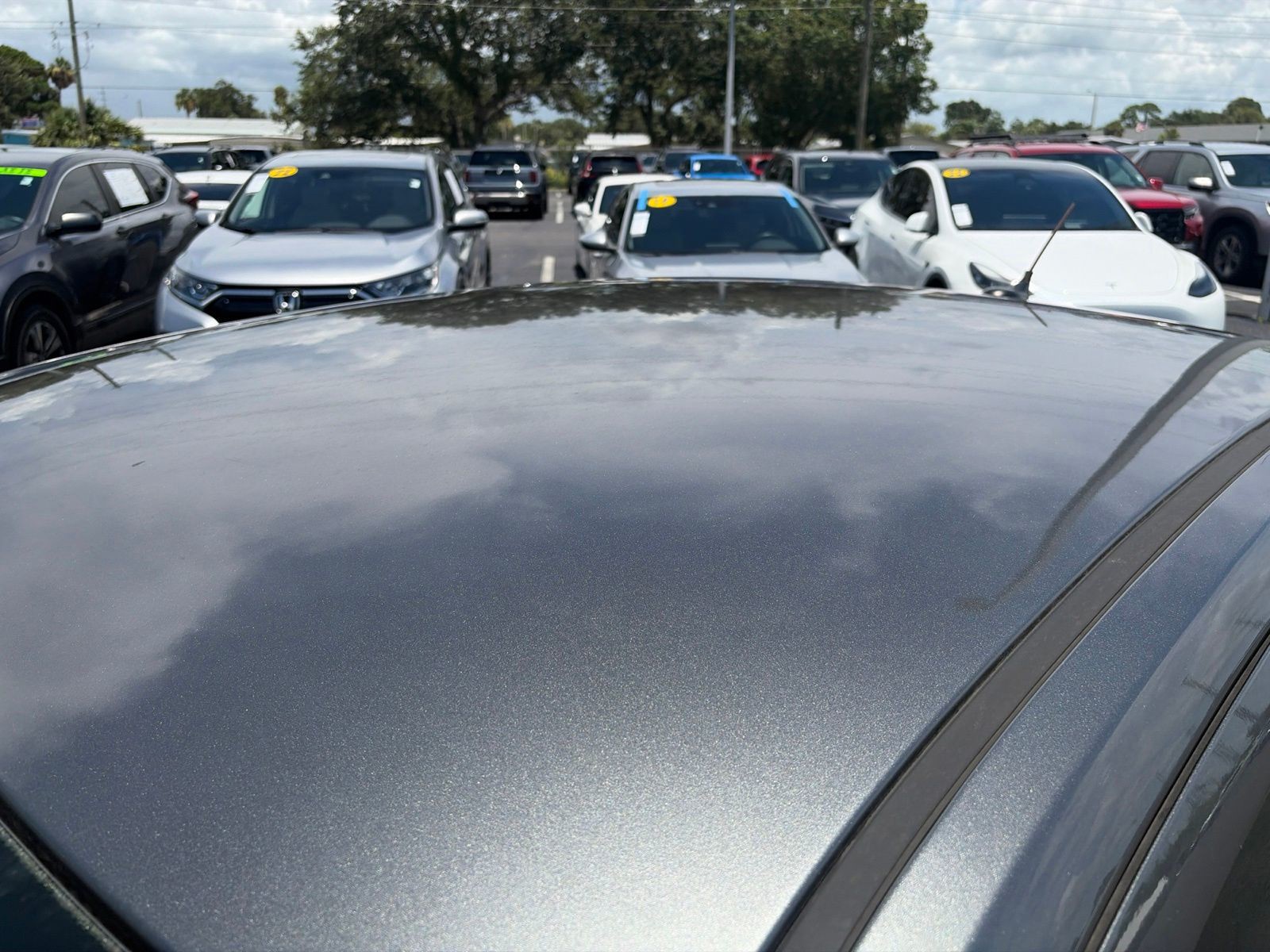 Used 2013 Gray Dodge SE image 19