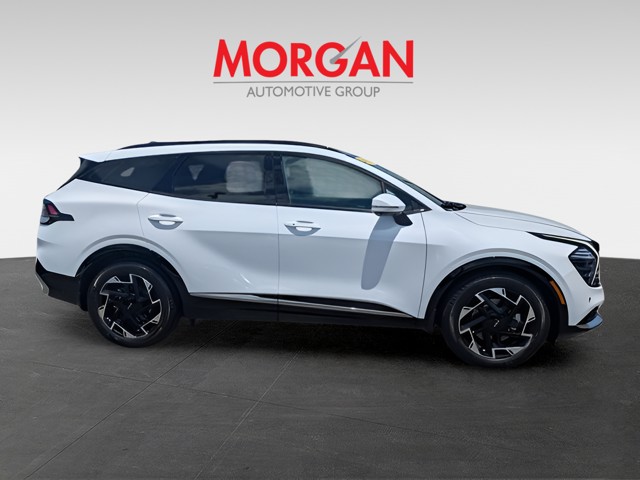 Used 2025 White Kia SX-Prestige image 2