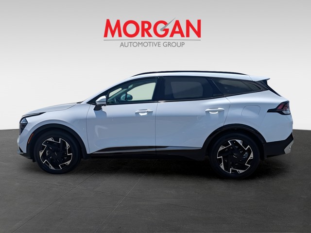 Used 2025 White Kia SX-Prestige image 6