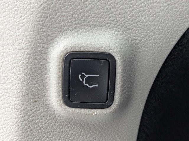 Used 2020 White Jeep Limited image 14