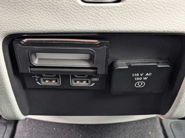 Used 2020 White Jeep Limited image 16