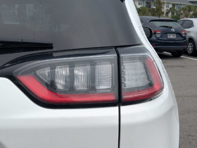 Used 2020 White Jeep Limited image 12