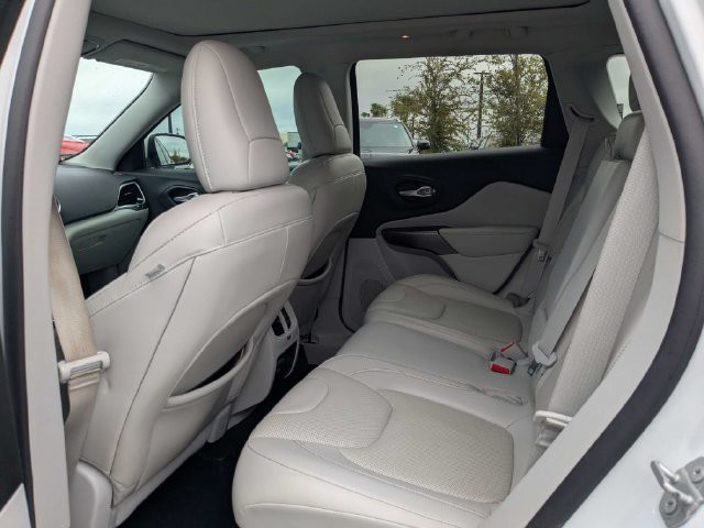 Used 2020 White Jeep Limited image 15