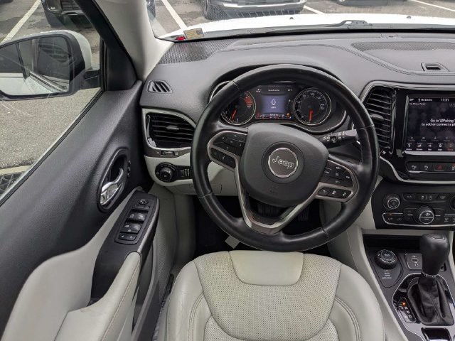 Used 2020 White Jeep Limited image 18
