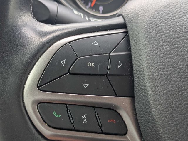 Used 2020 White Jeep Limited image 27