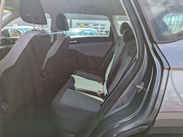 Used 2024  Volkswagen 1.5T S image 12