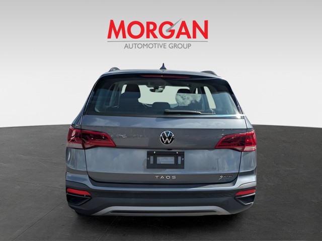 Used 2024  Volkswagen 1.5T S image 3