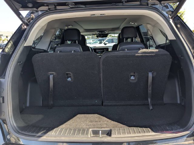 Certified Used 2025 Black Kia SX image 12