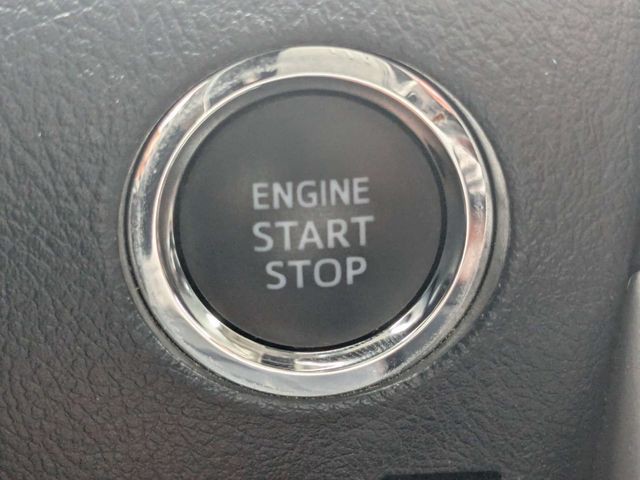 Used 2023 White Toyota Limited image 33