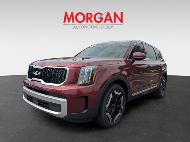Used 2024 Red Kia EX image 7