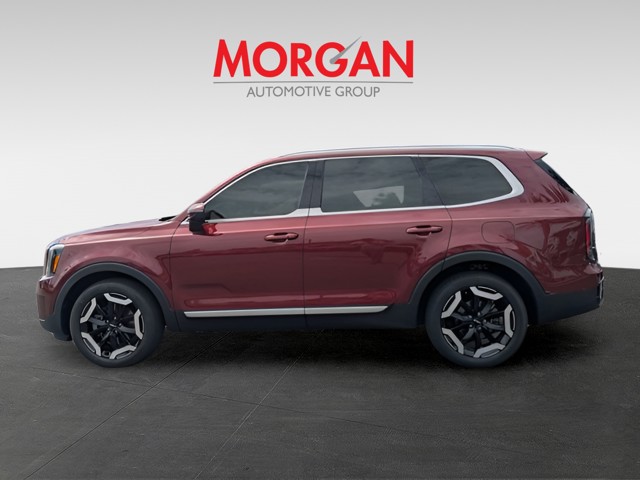 Used 2024 Red Kia EX image 6