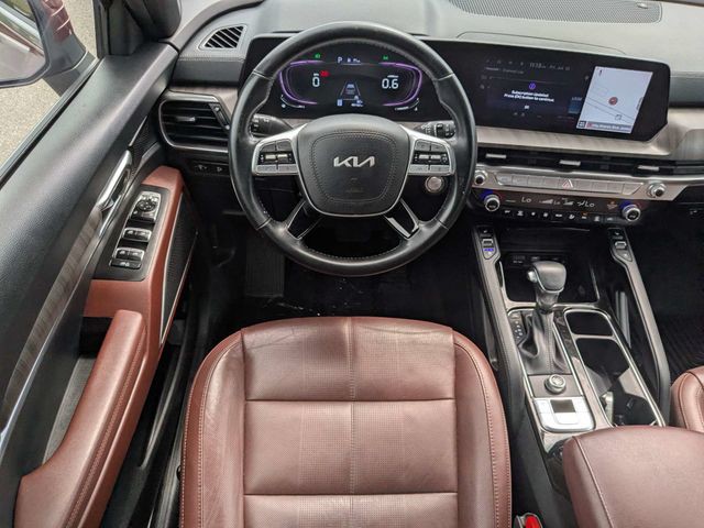 Used 2024 Red Kia EX image 17