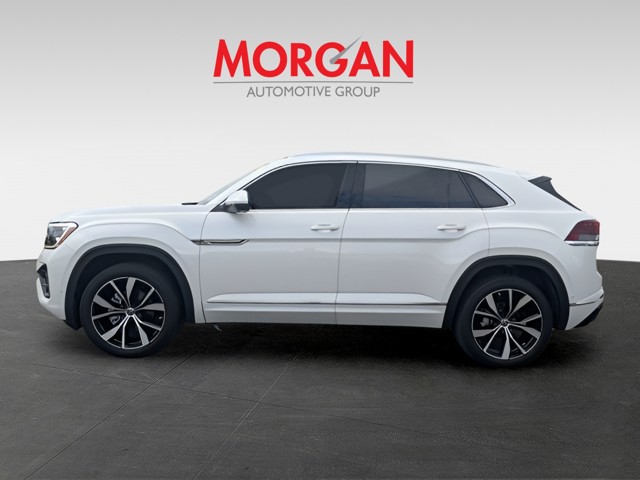 Used 2025 White Volkswagen 2.0T SEL Premium R-Line image 6