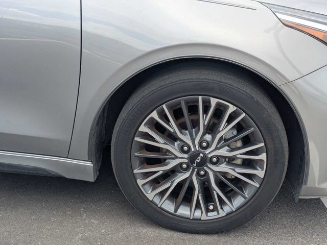 Used 2023 Gray Kia GT-Line image 11