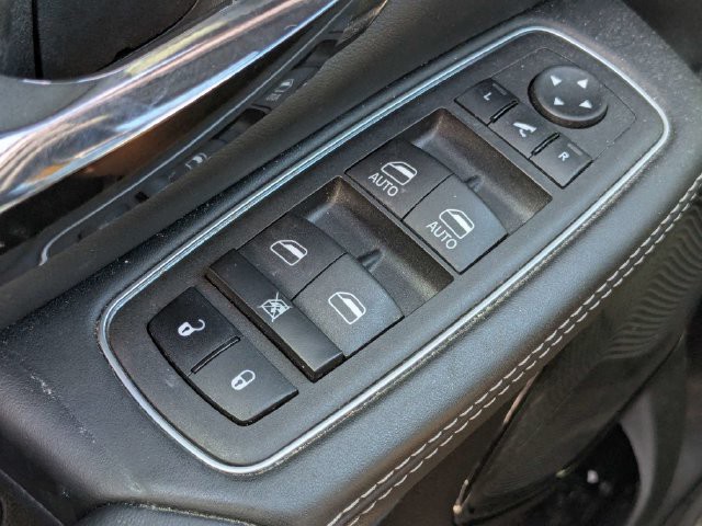 Used 2025 Black Kia LXS image 20