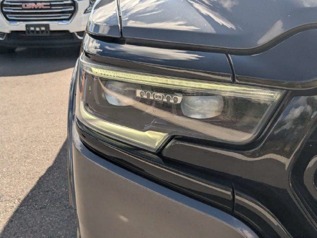 Used 2025 Black Kia LXS image 7