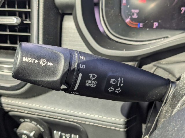 Used 2025 Black Kia LXS image 25