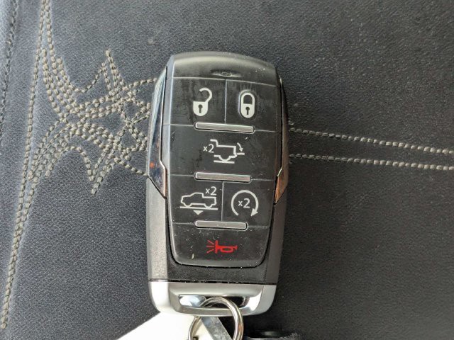 Used 2025 Black Kia LXS image 32
