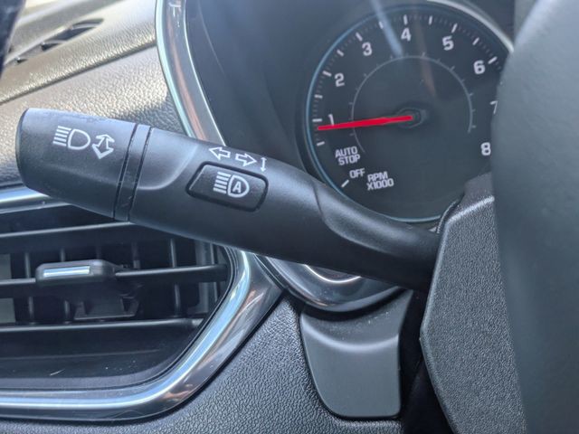 Used 2024 Gray Chevrolet LT image 27