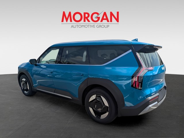 New 2026 Blue Kia Wind image 5