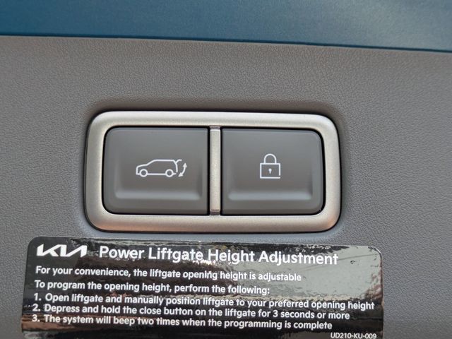 New 2026 Blue Kia Wind image 13