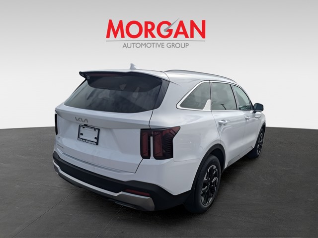 New 2026 White Kia S image 3