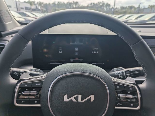 New 2026 White Kia S image 28